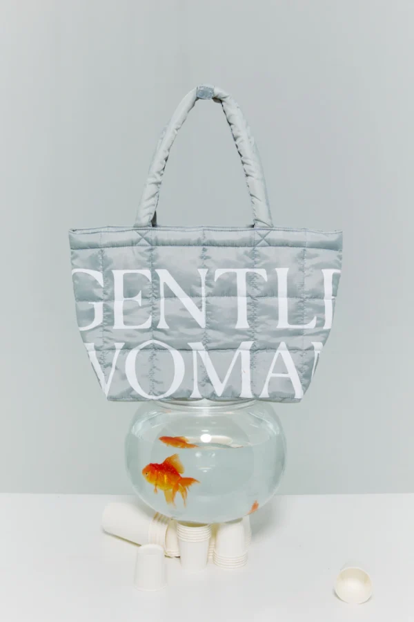 🇹🇭 泰國 GENTLE WOMAN 羽絨托特包 - 冰河灰
