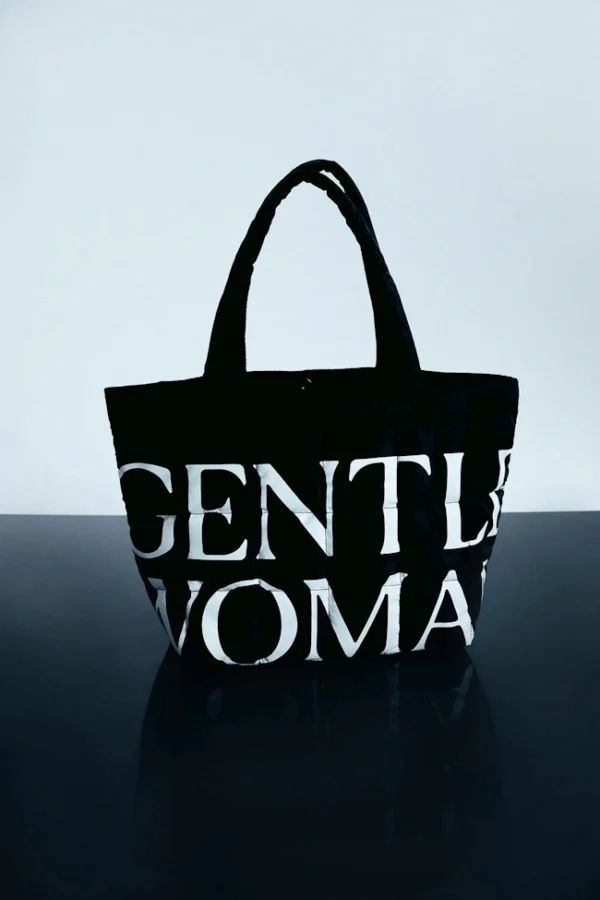 🇹🇭 泰國 GENTLE WOMAN 羽絨托特包 - 經典黑